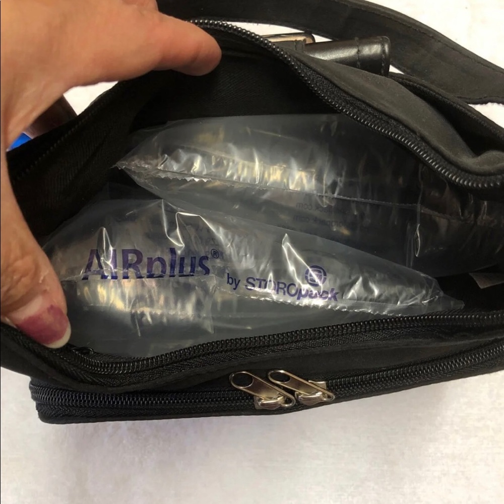 Basic Black Purse - image 3